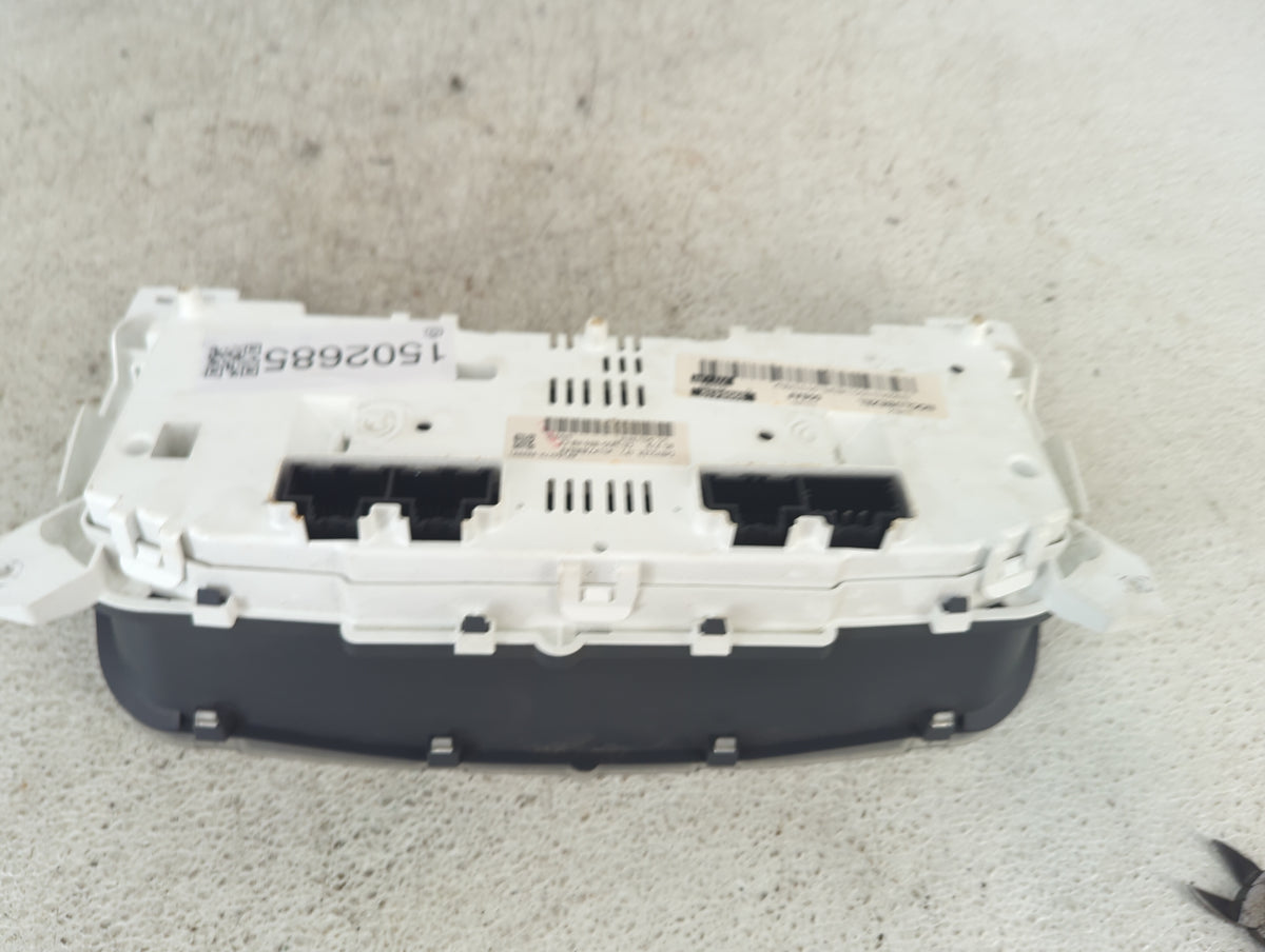 2007 Jeep Patriot Instrument Cluster Speedometer Gauges P/N:P05107008AF CR-8105-004-M0-CF Miles: Fits OEM Used Auto Parts - 