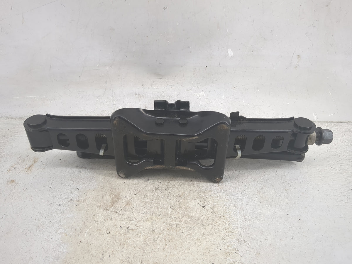 2007 Jeep Patriot Spare Scissor Car Jack Black - Oemusedautoparts1.com
