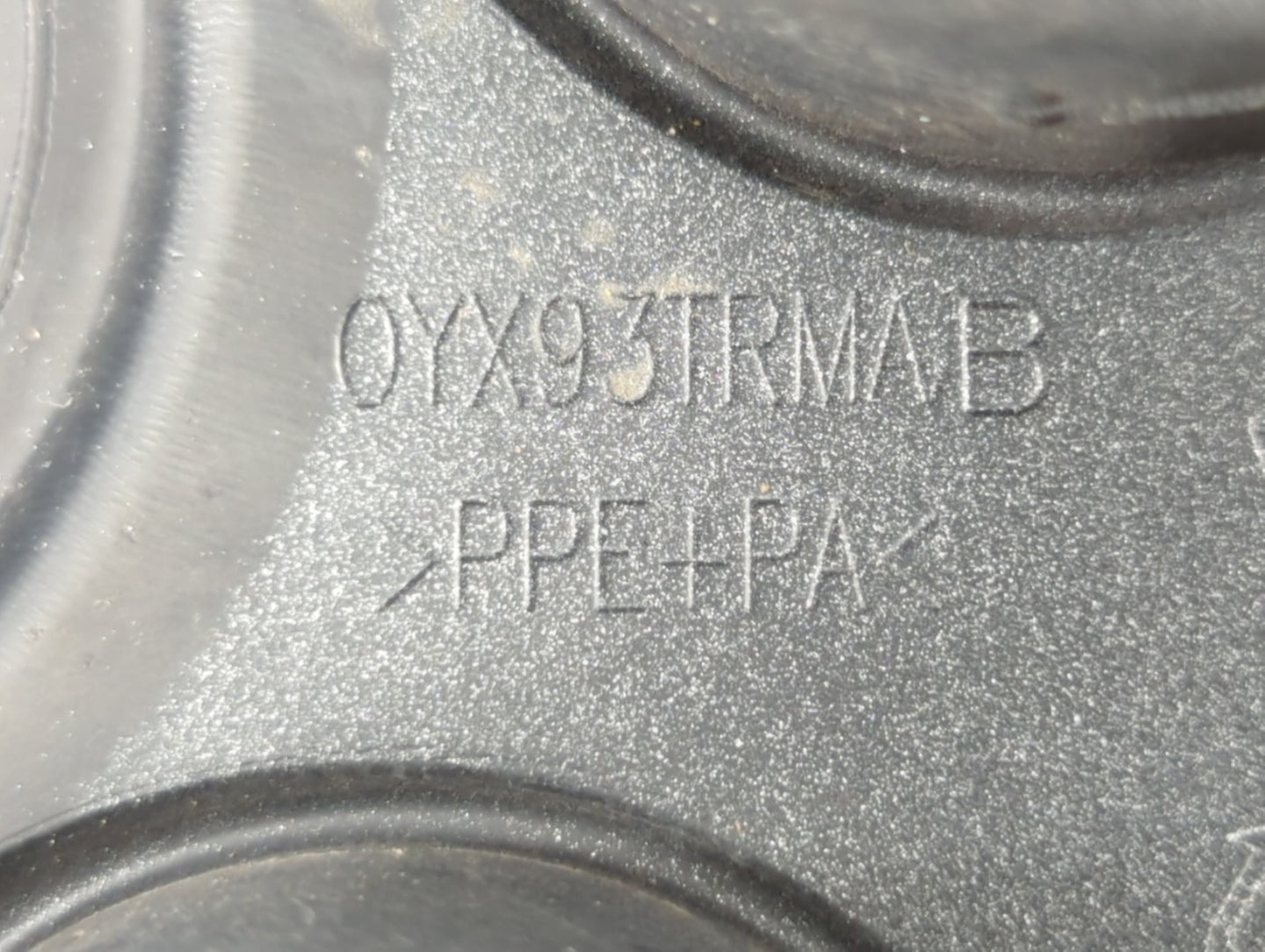 2007 Jeep Patriot Rim Wheel Center Cap Silver - Oemusedautoparts1.com