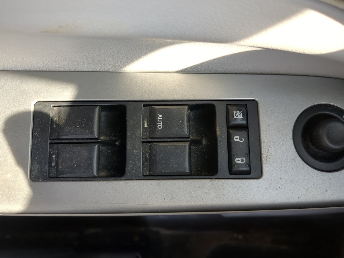 2007-2010 Jeep Patriot Master Power Window Switch Replacement Driver Side Left Fits Fits 2007 2008 2009 2010 OEM Used Auto P