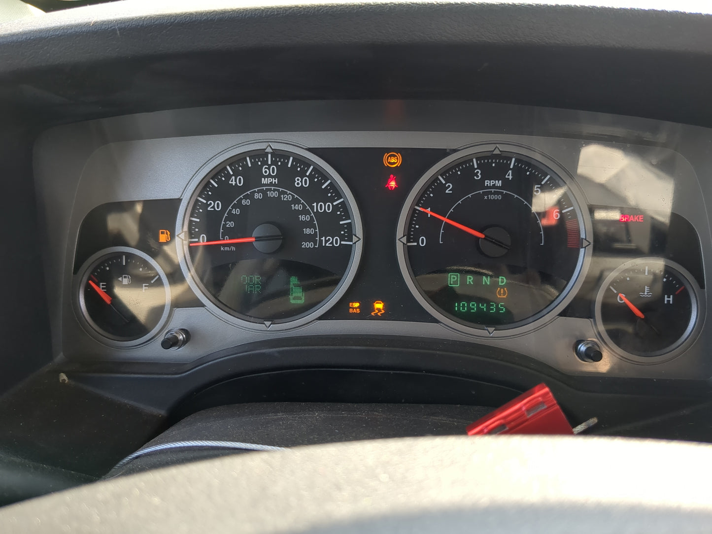 2007 Jeep Patriot Instrument Cluster Speedometer Gauges Miles:109K Fits OEM Used Auto Parts - Oemusedautoparts1.com