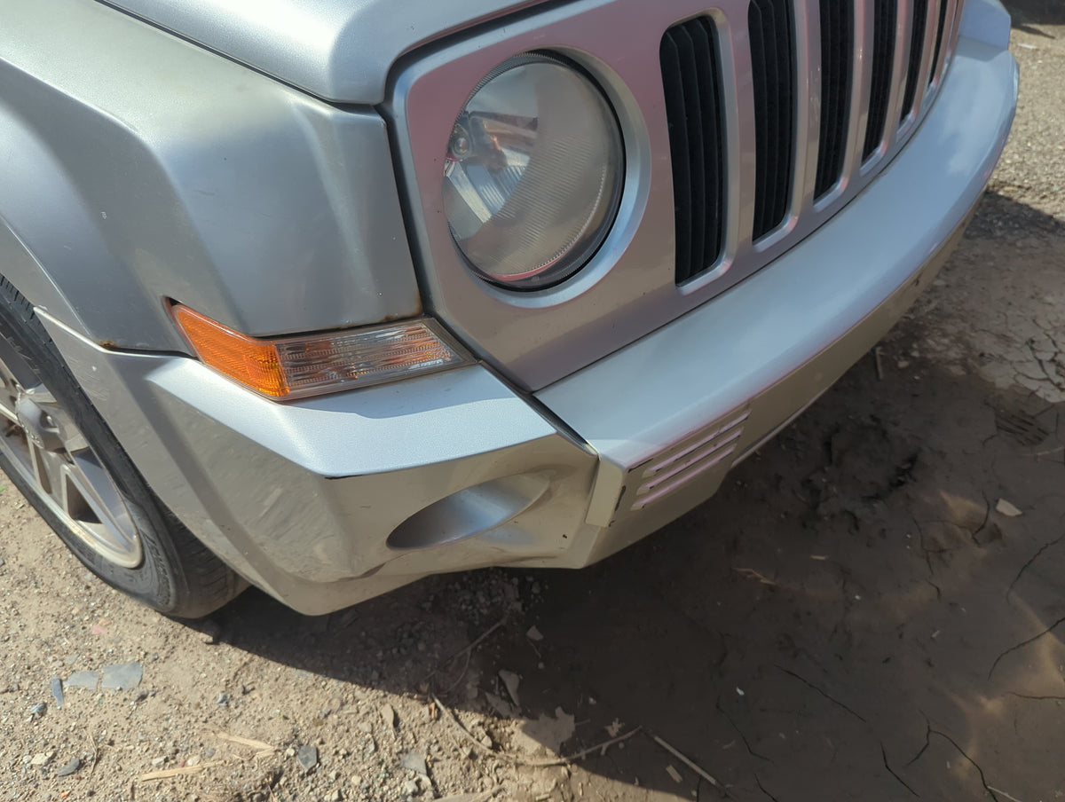 2007-2010 Jeep Patriot Front Bumper - Oem - Oemusedautoparts1.com
