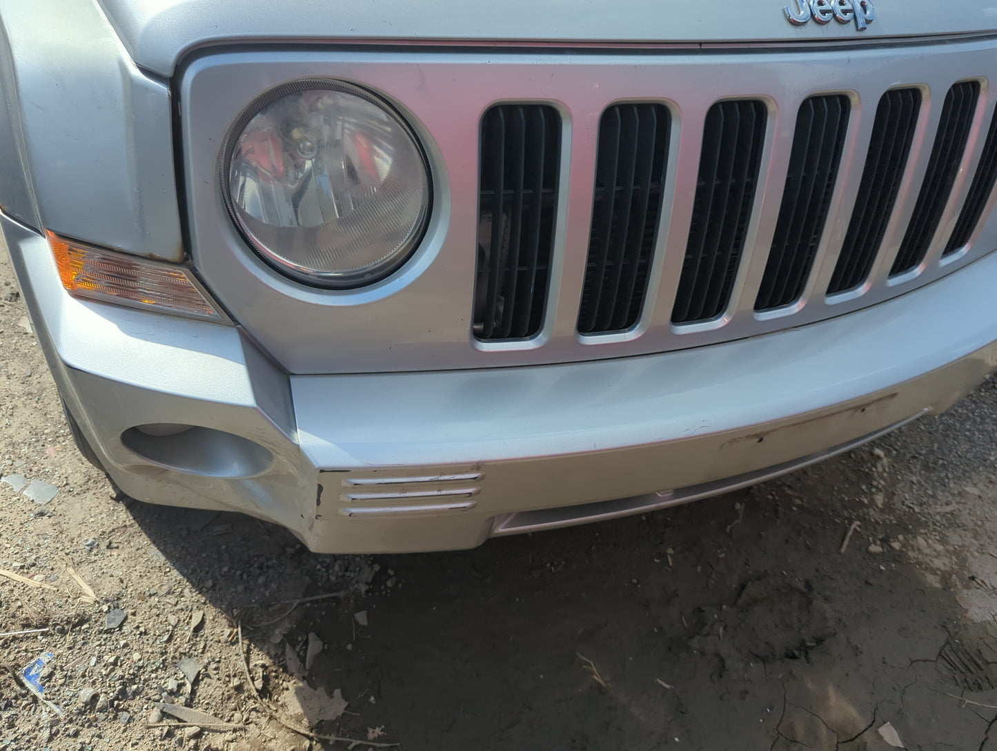 2007-2010 Jeep Patriot Front Bumper - Oem - Oemusedautoparts1.com
