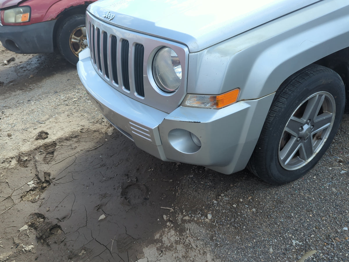 2007-2010 Jeep Patriot Front Bumper - Oem - Oemusedautoparts1.com