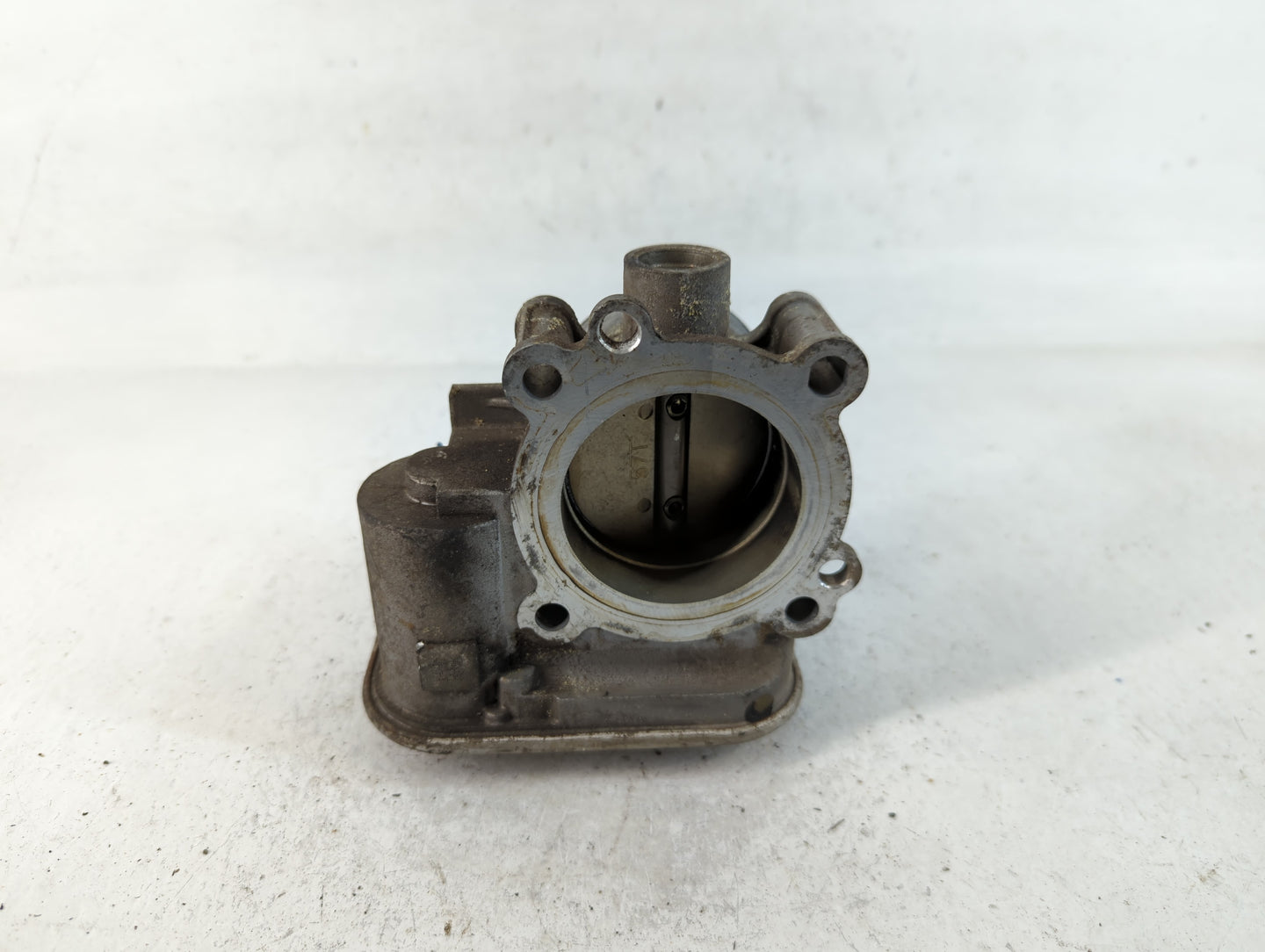 2007-2017 Jeep Patriot Throttle Body P/N:91735A Fits Fits 2007 2008 2009 2010 2011 2012 2013 2014 2015 2016 2017 2018 OEM Us