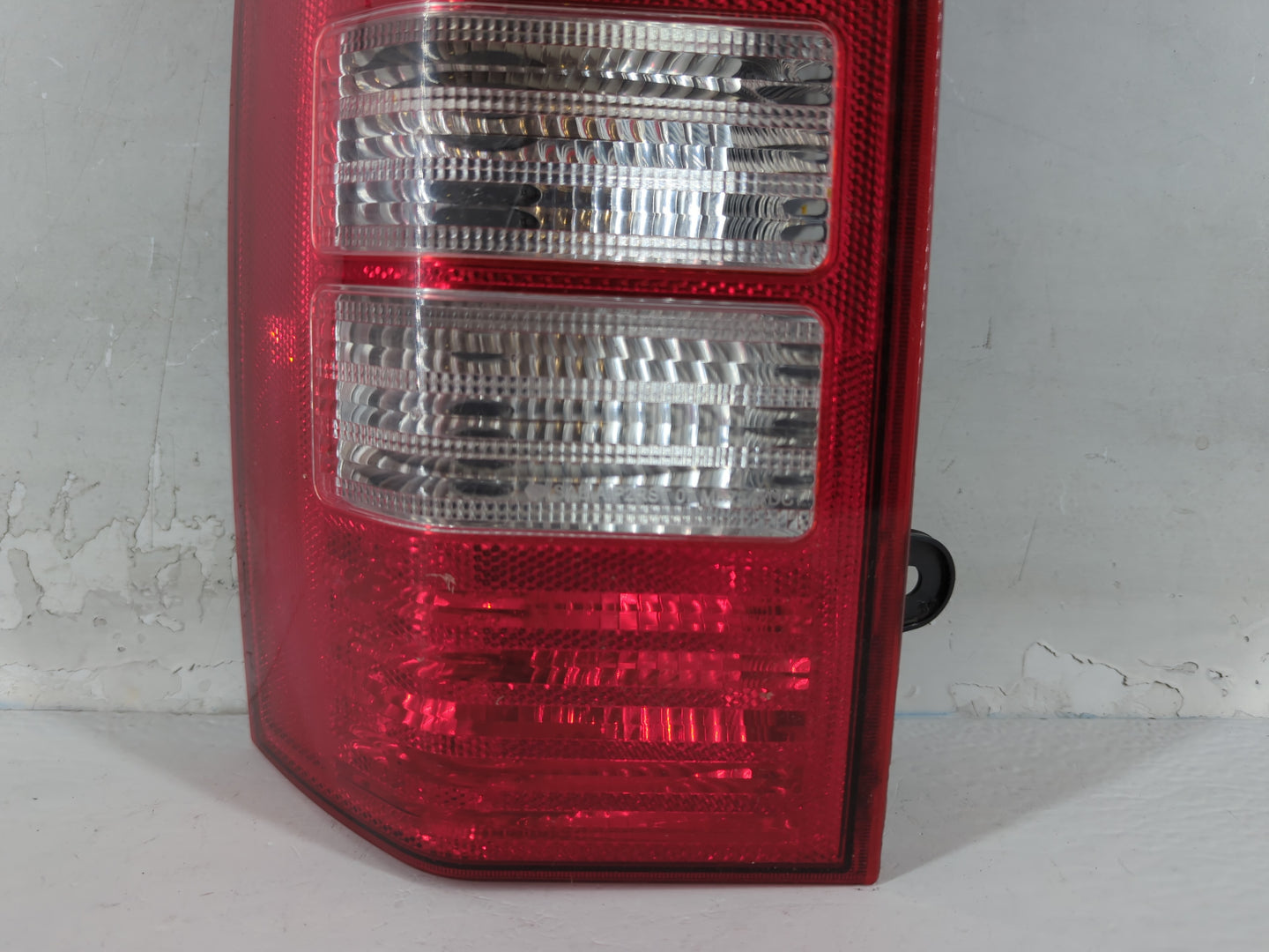 2007 Jeep Patriot Tail Light Assembly Driver Left OEM P/N:224133 Fits OEM Used Auto Parts - Oemusedautoparts1.com