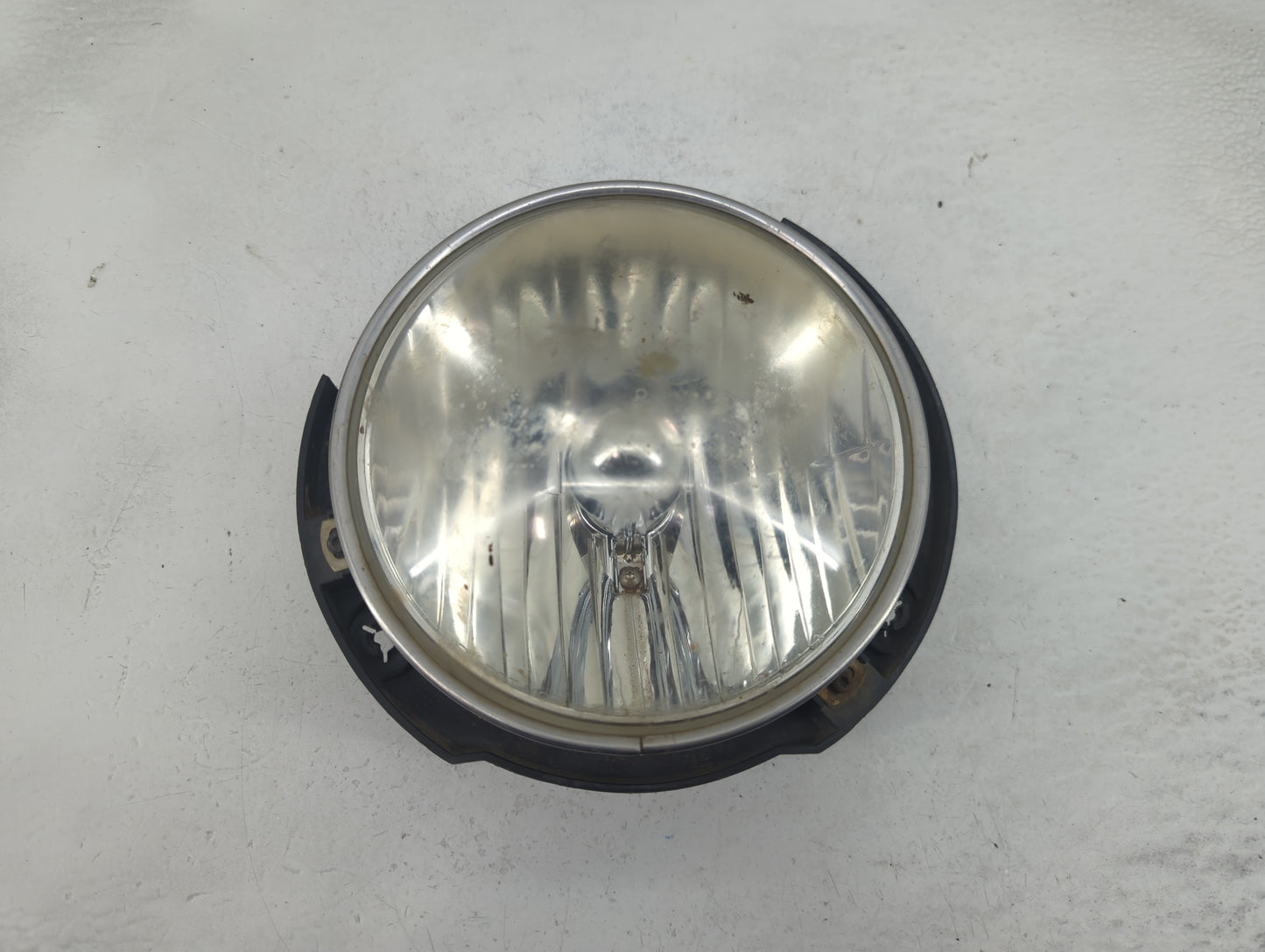 2007 Jeep Wrangler Driver Left Oem Fog Light Lamp - Oemusedautoparts1.com