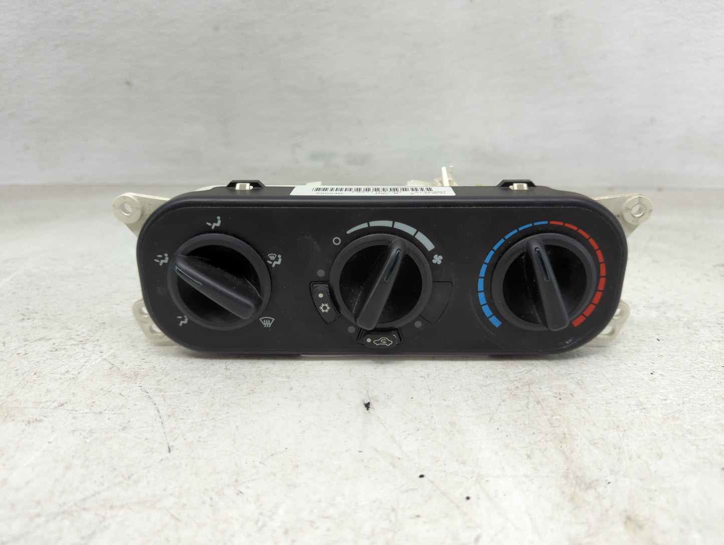 2007-2010 Jeep Wrangler Climate Control Module Temperature AC/Heater Replacement P/N:P55111841AB Fits Fits 2007 2008 2009 20