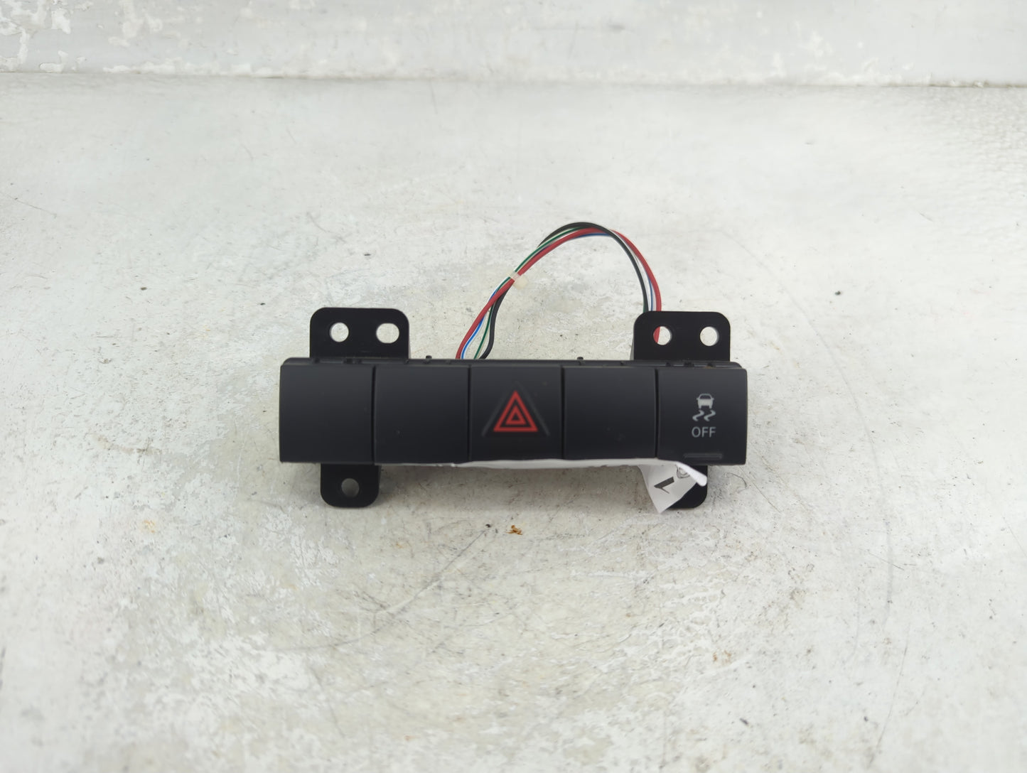 2007 Jeep Wrangler Hazard Switch P04602694ag - Oemusedautoparts1.com
