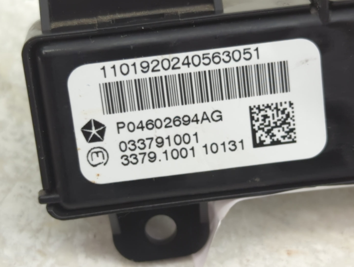 2007 Jeep Wrangler Hazard Switch P04602694ag - Oemusedautoparts1.com