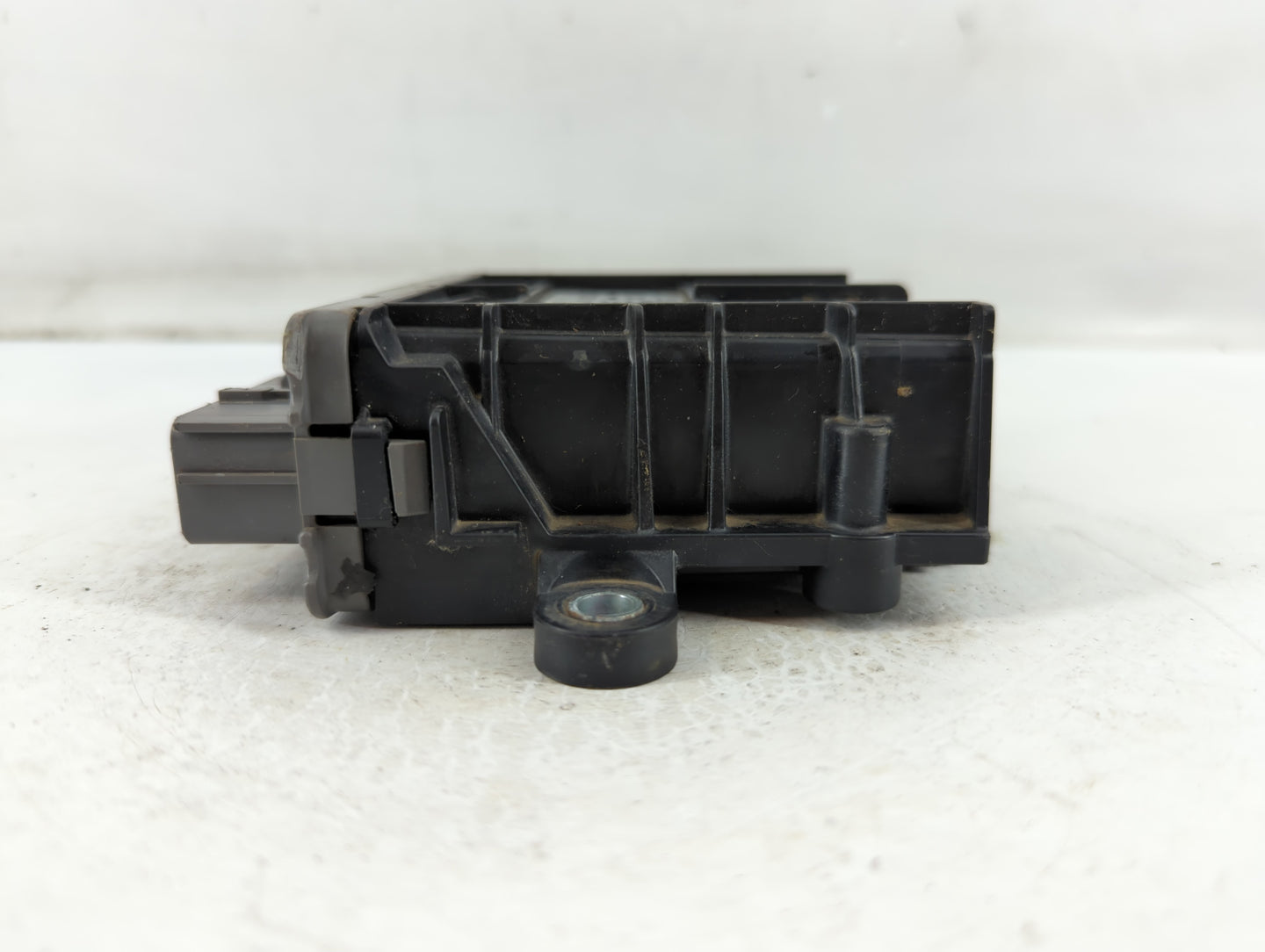 2007-2007 Jeep Wrangler Airbag Control Module P68003221ac - Oemusedautoparts1.com