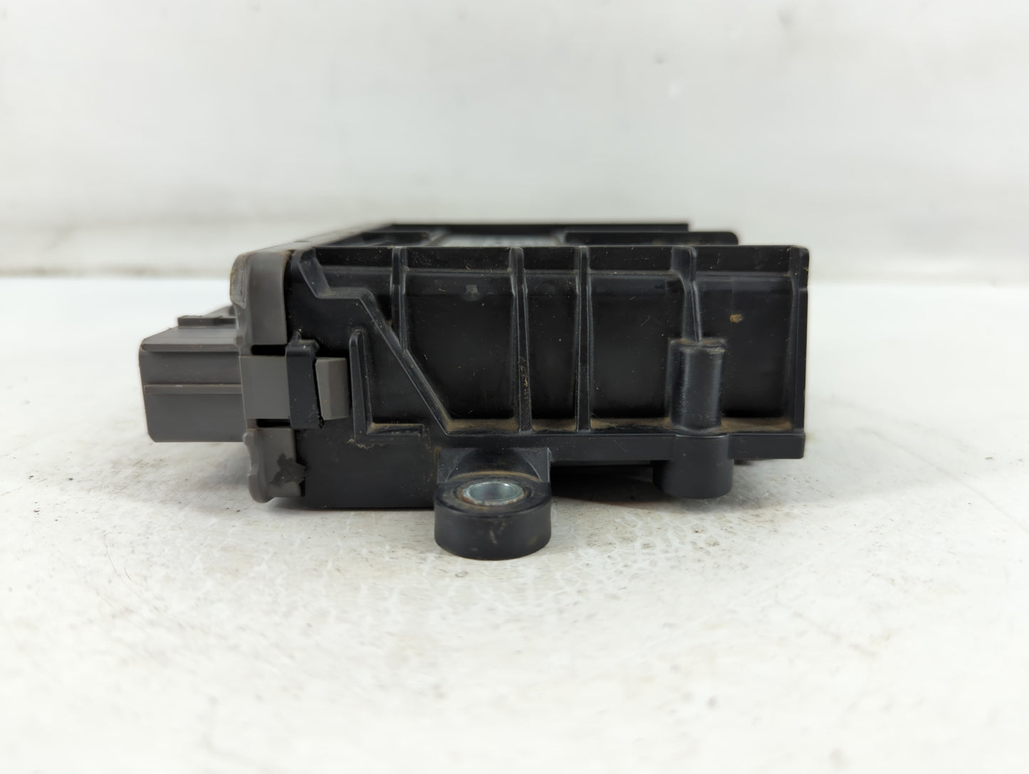 2007-2007 Jeep Wrangler Airbag Control Module P68003221ac - Oemusedautoparts1.com