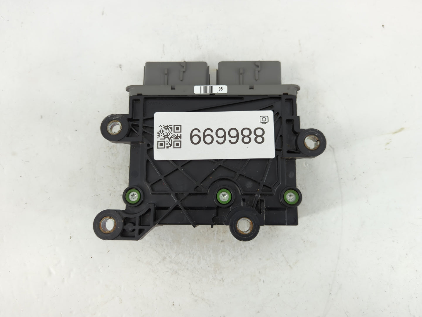 2007-2007 Jeep Wrangler Airbag Control Module P68003221ac - Oemusedautoparts1.com