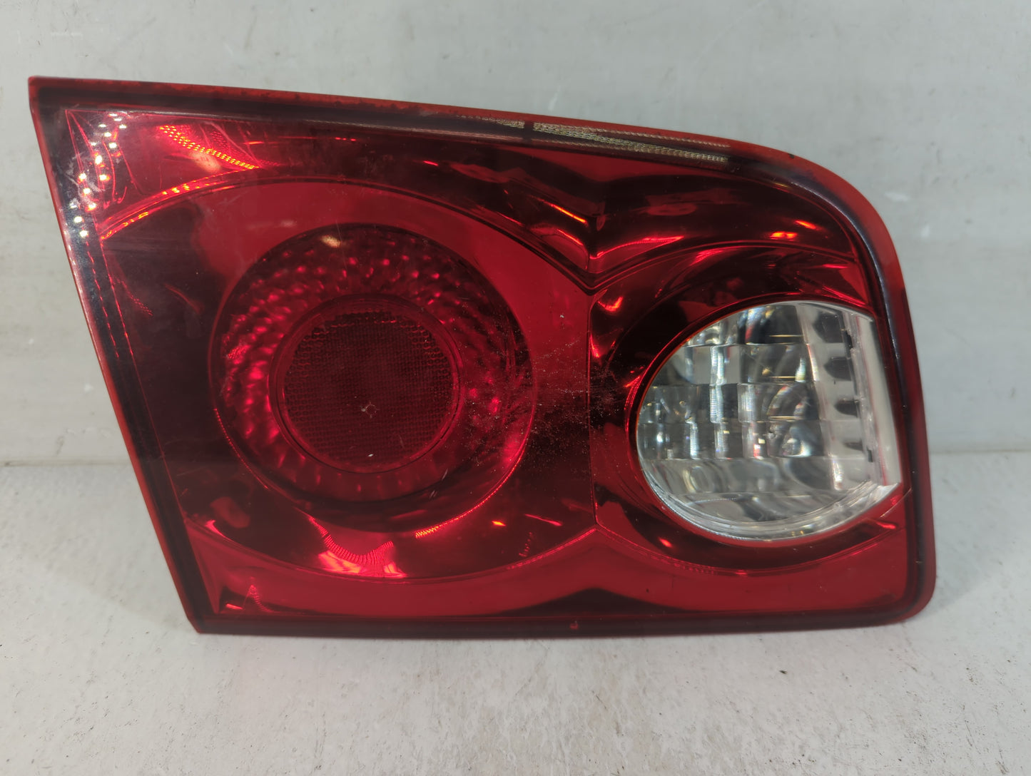 2007-2008 Kia Magentis Tail Light Assembly Driver Left OEM P/N:92405-2G0 Fits Fits 2006 2007 2008 OEM Used Auto Parts - Oemu