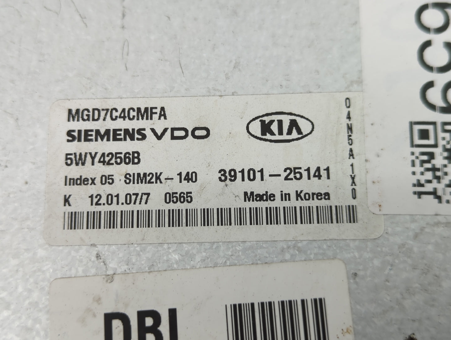 2006-2008 Kia Optima PCM Engine Control Computer ECU ECM PCU OEM P/N:5WY4256B 39101-25141 Fits Fits 2006 2007 2008 OEM Used 