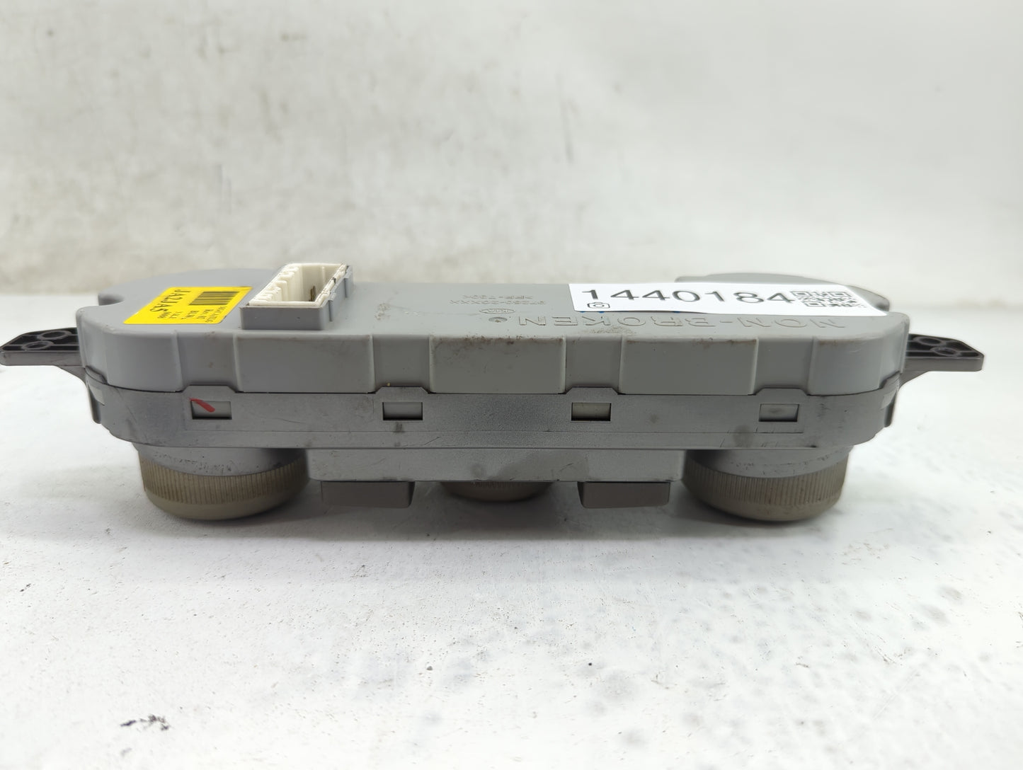 2006-2008 Kia Optima Climate Control Module Temperature AC/Heater Replacement Fits Fits 2006 2007 2008 OEM Used Auto Parts -
