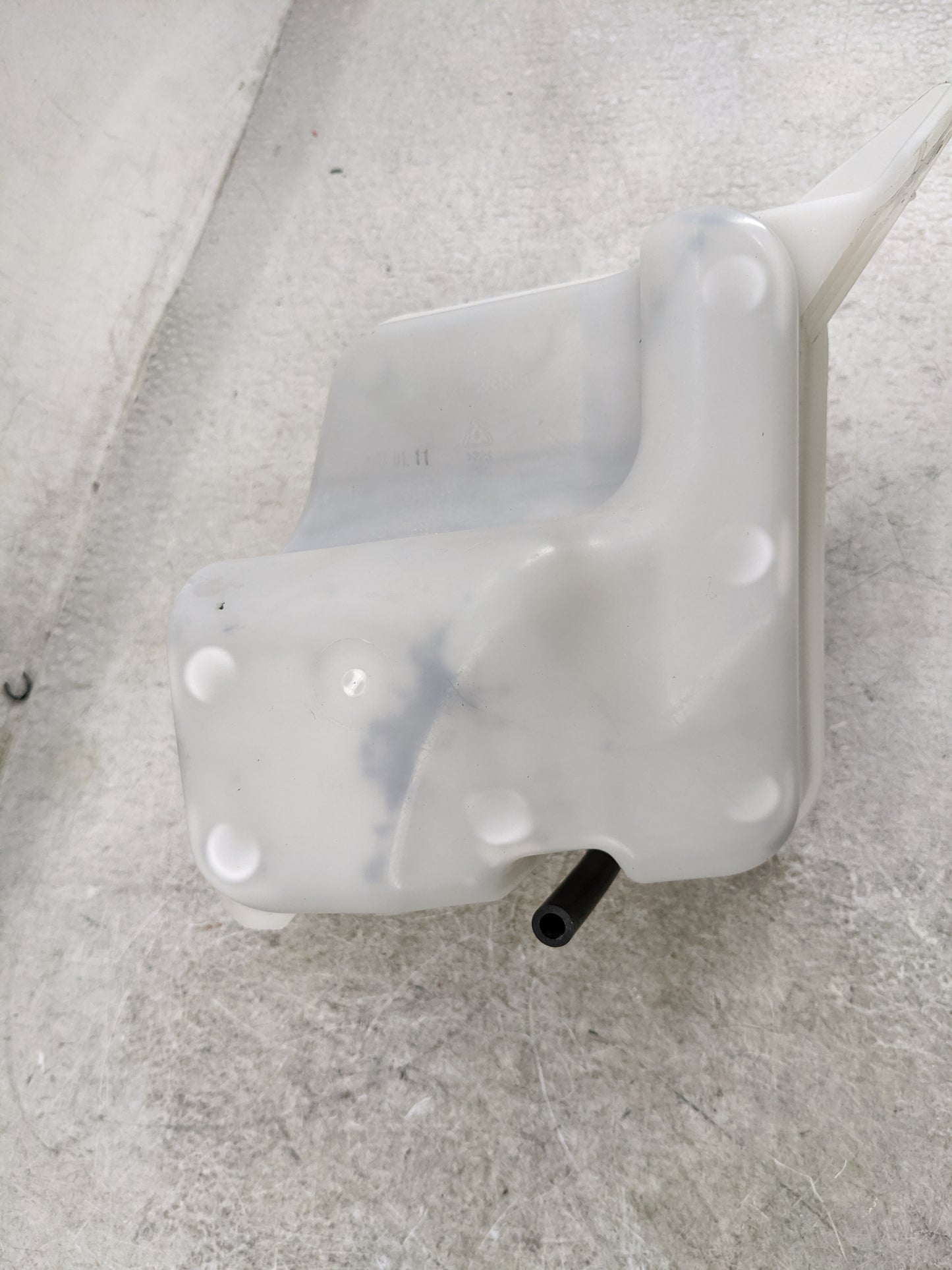 2006-2010 Kia Optima Radiator Coolant Overflow Expansion Tank Bottle 1477073 - Oemusedautoparts1.com