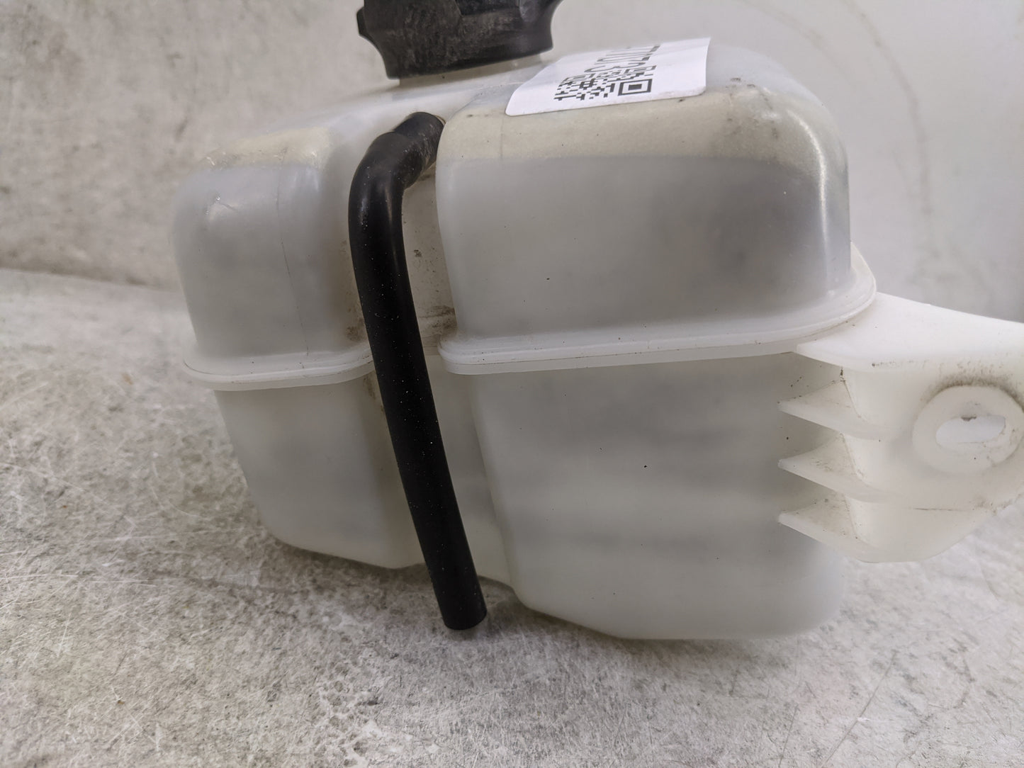 2006-2010 Kia Optima Radiator Coolant Overflow Expansion Tank Bottle 1477073 - Oemusedautoparts1.com