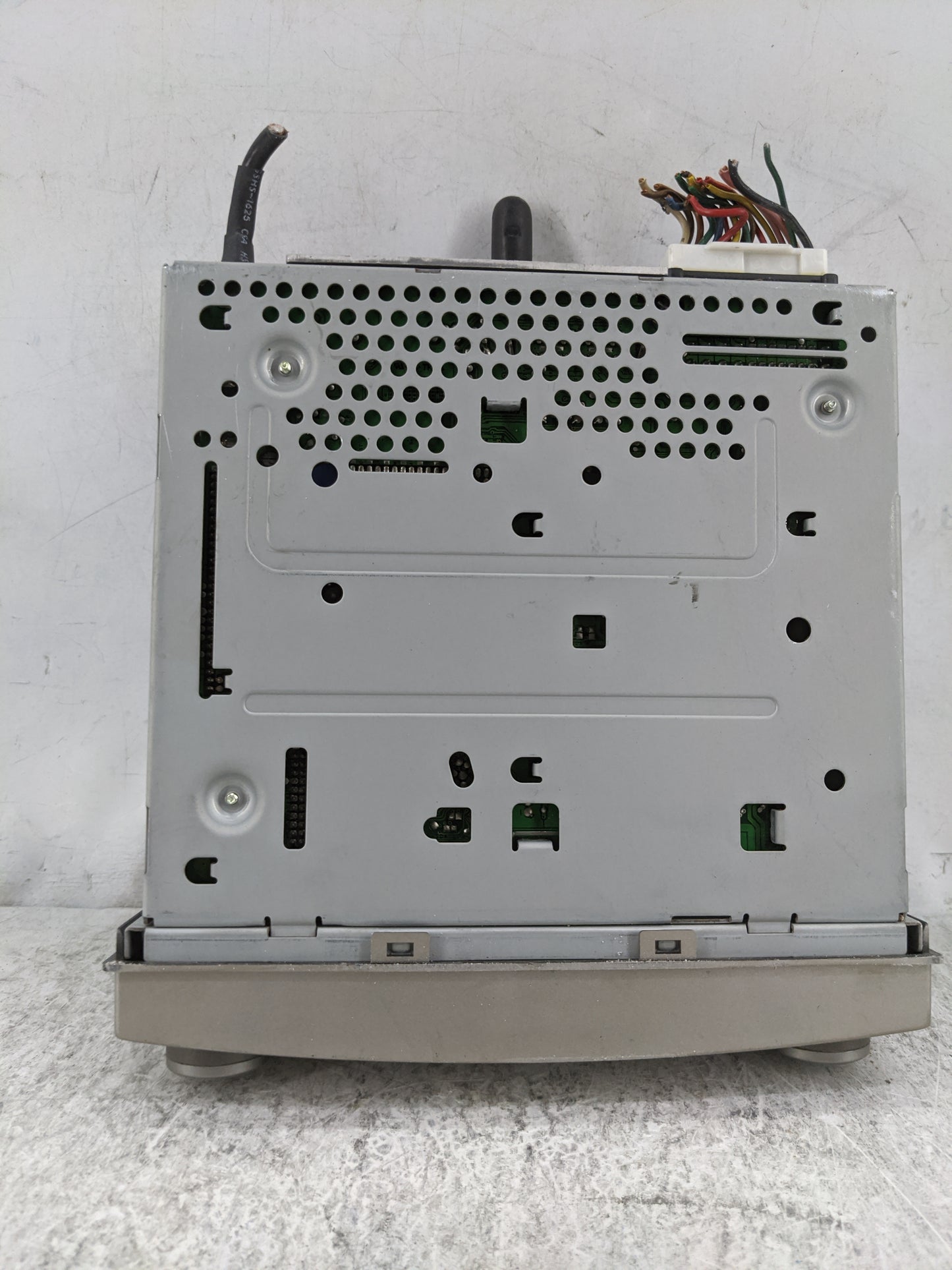2006-2007 Kia Optima Radio AM FM Cd Player Receiver Replacement P/N:96140-2G150D1 961402G150D1 Fits Fits 2006 2007 OEM Used 