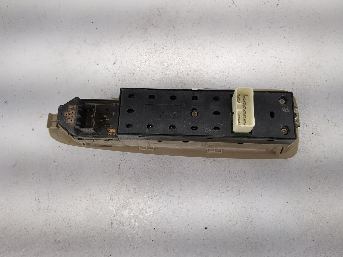 2007 Kia Optima Master Power Window Switch Replacement Driver Side Left P/N:467480 Fits OEM Used Auto Parts - Oemusedautopar