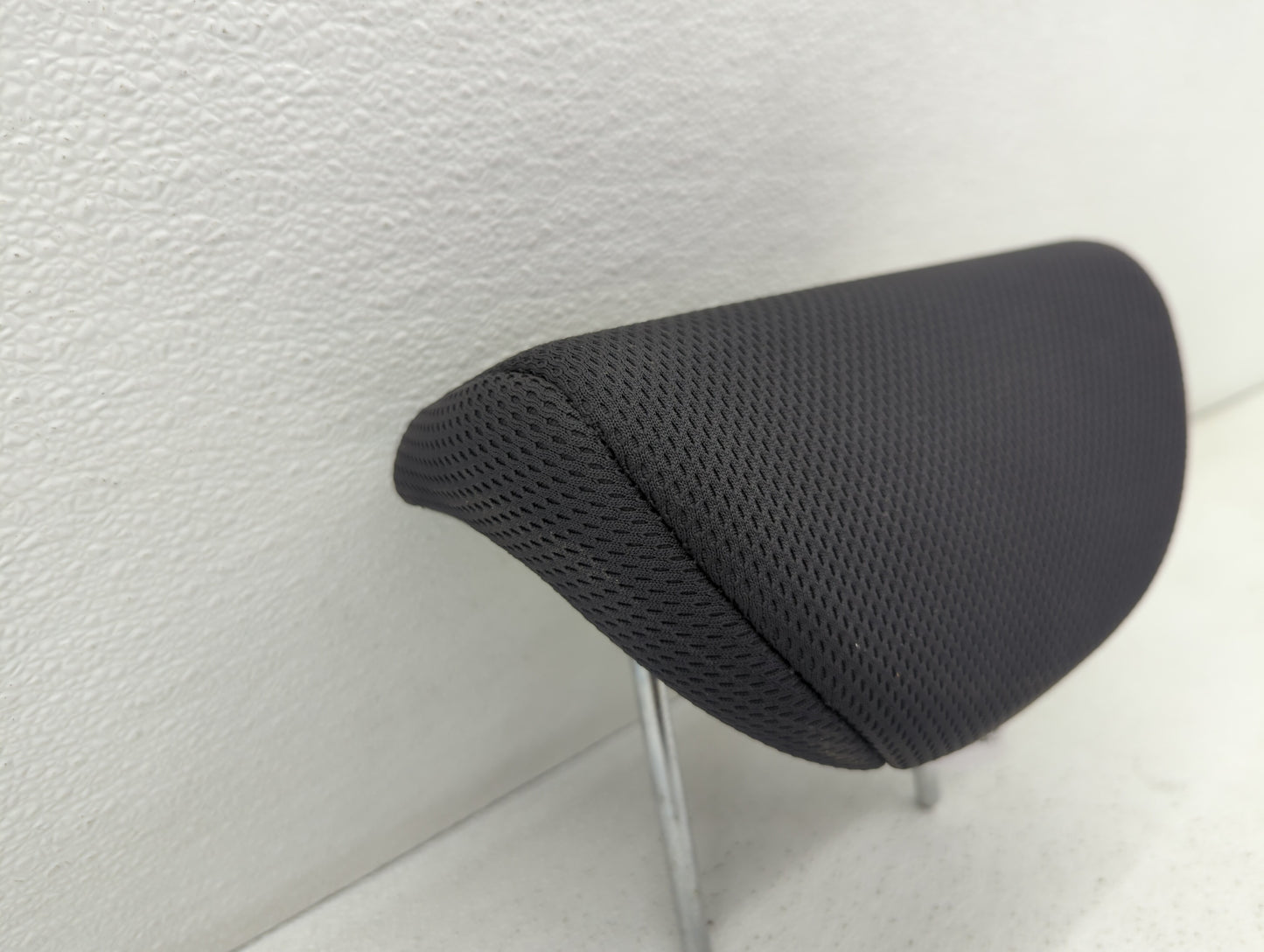 2006-2011 Kia Rio Headrest Head Rest Front Driver Passenger Seat Fits Fits 2006 2007 2008 2009 2010 2011 OEM Used Auto Parts