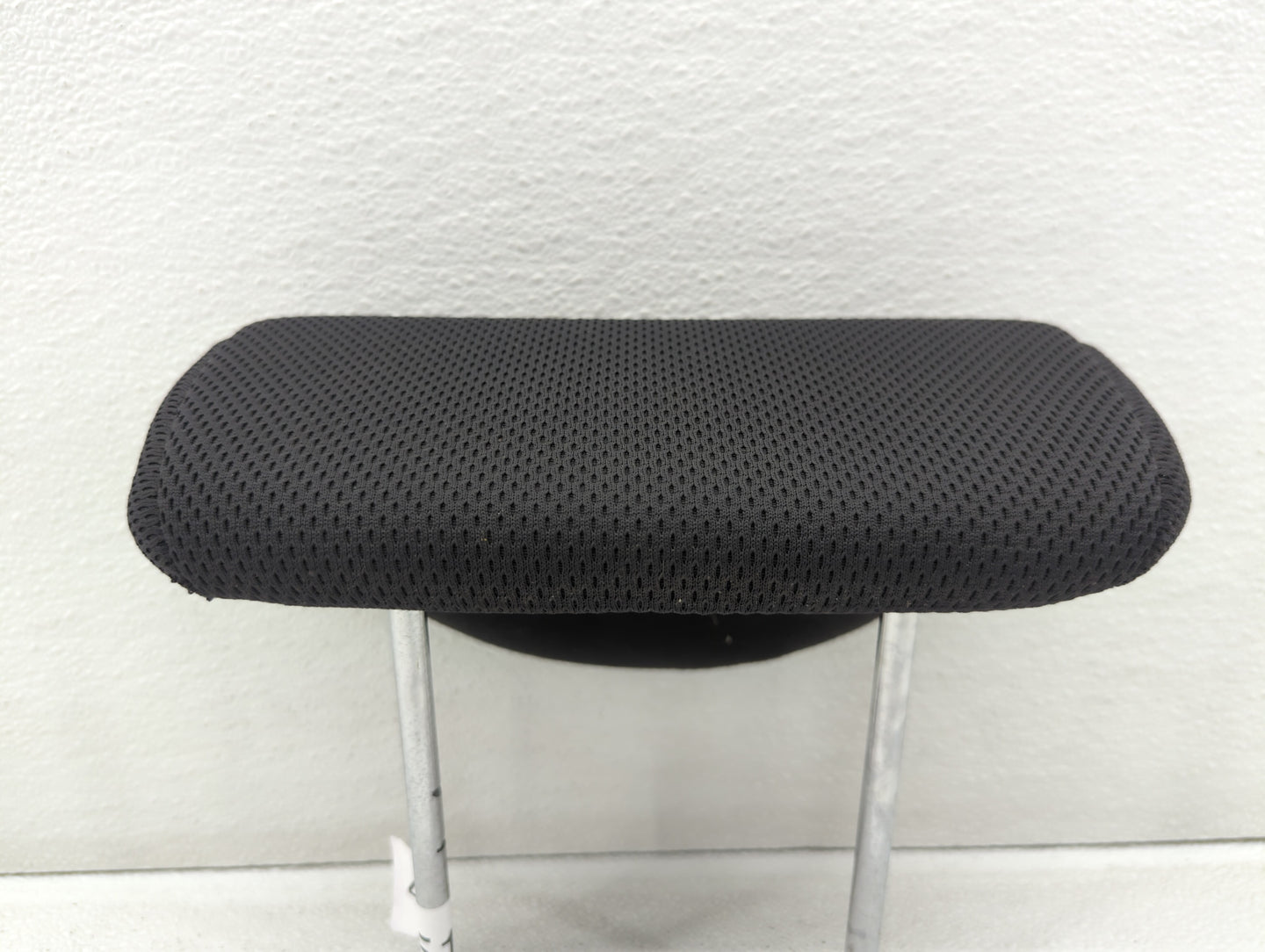 2006-2011 Kia Rio Headrest Head Rest Front Driver Passenger Seat Fits Fits 2006 2007 2008 2009 2010 2011 OEM Used Auto Parts