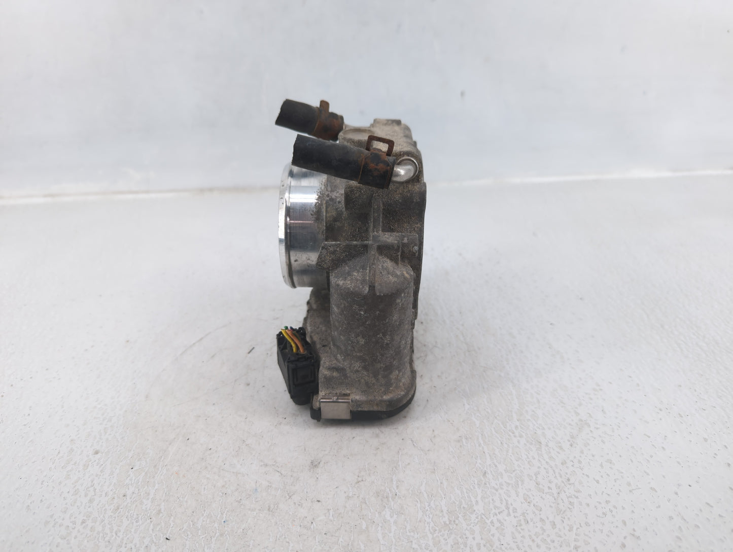 2007-2012 Kia Rondo Throttle Body Fits Fits 2006 2007 2008 2009 2010 2011 2012 2013 OEM Used Auto Parts - Oemusedautoparts1.