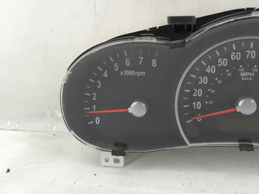 2006-2007 Kia Sedona Instrument Cluster Speedometer Gauges P/N:94001-4D320 Fits Fits 2006 2007 OEM Used Auto Parts