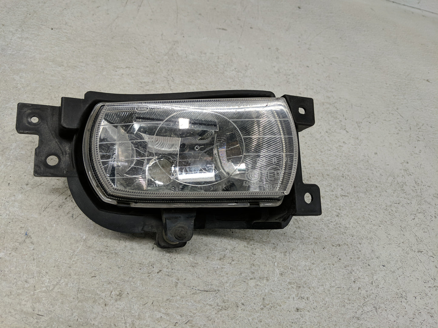2006-2012 Kia Sedona Passenger Right Oem Front Light Lamp - Oemusedautoparts1.com