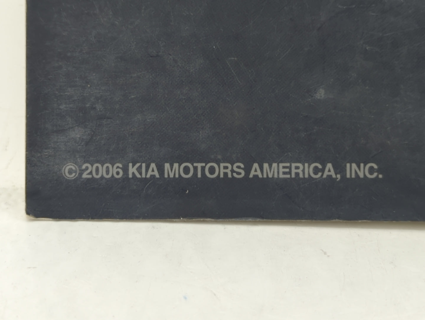 2007 Kia Sedona Owners Manual Book Guide OEM Used Auto Parts - Oemusedautoparts1.com