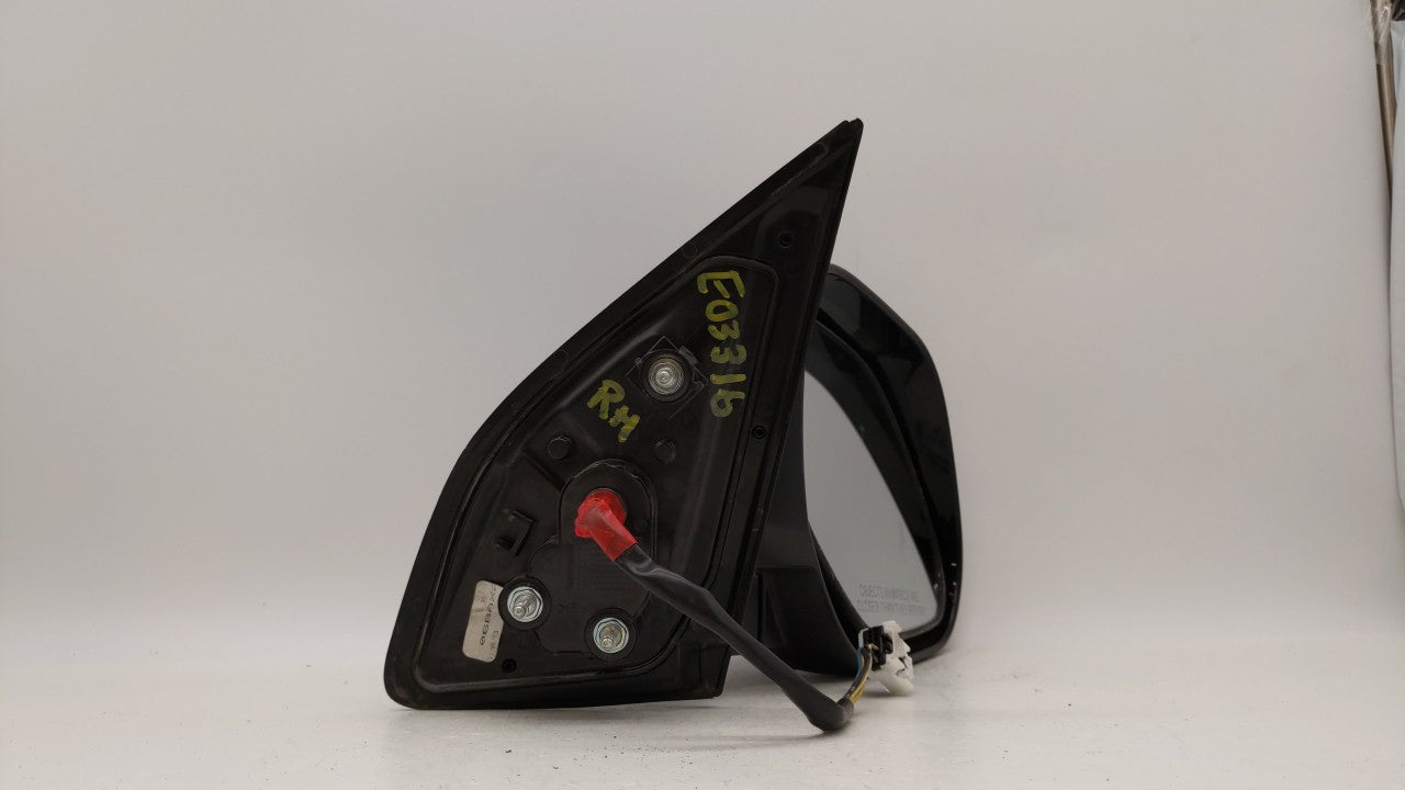 2003-2009 Kia Sorento Passenger Side View Mirror - Right Door Mirror OEM Used - Oemusedautoparts1.com