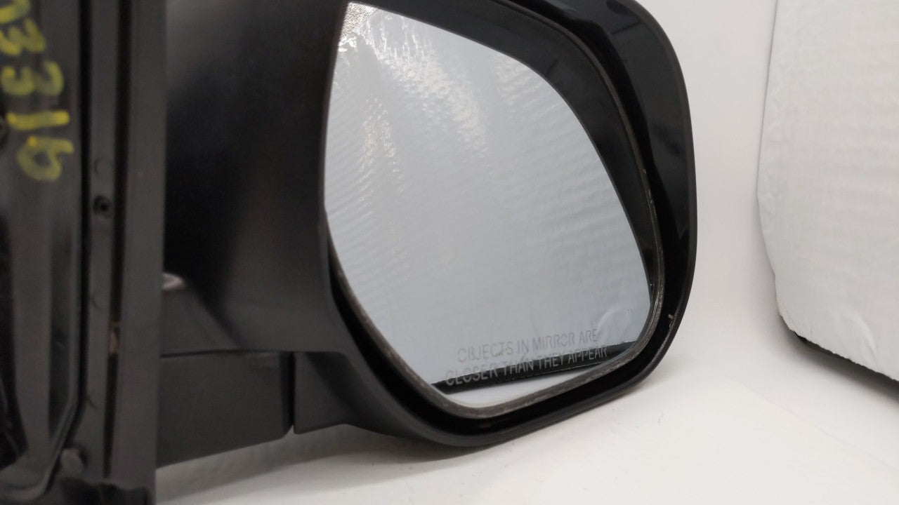 2003-2009 Kia Sorento Passenger Side View Mirror - Right Door Mirror OEM Used - Oemusedautoparts1.com