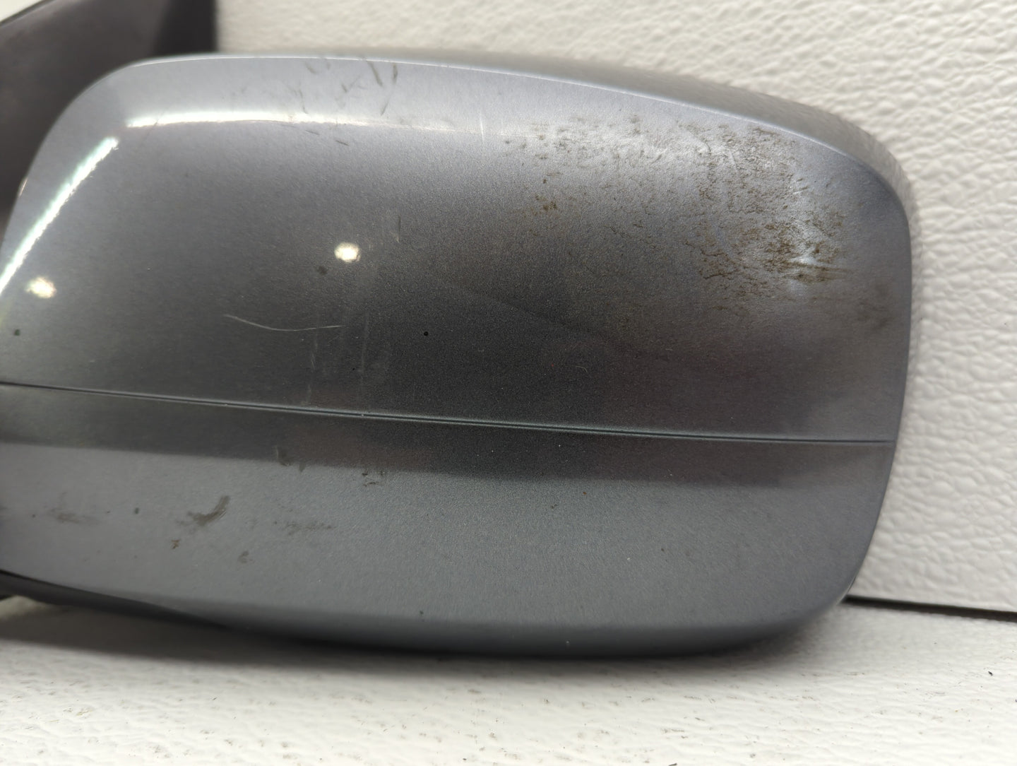 2003-2009 Kia Sorento Driver Side View Mirror - Left Door Mirror OEM Used - Oemusedautoparts1.com