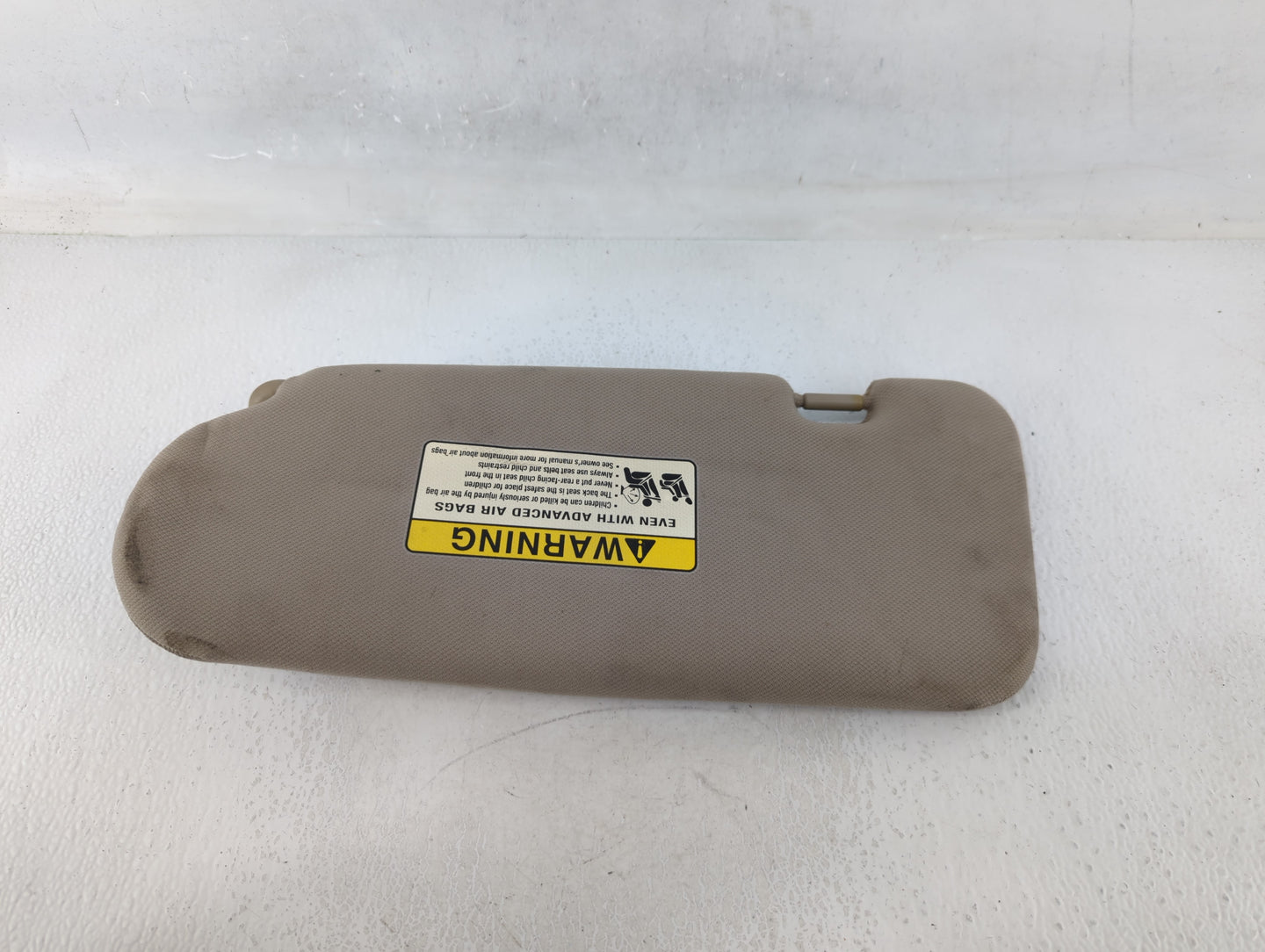 2007 Kia Sorento Sun Visor Shade Replacement Passenger Right Mirror Fits OEM Used Auto Parts - Oemusedautoparts1.com