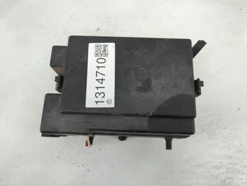 2007-2009 Kia Spectra Fusebox Fuse Box Panel Relay Module P/N:911152F021 Fits Fits 2007 2008 2009 OEM Used Auto Parts - Oemu