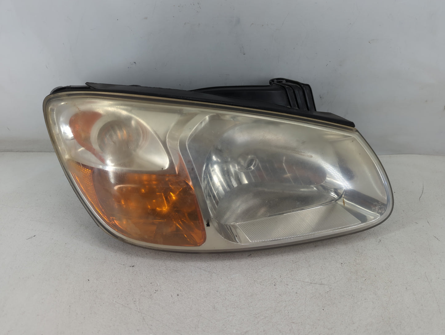 2007 Kia Spectra Passenger Right Oem Head Light Headlight Lamp - Oemusedautoparts1.com