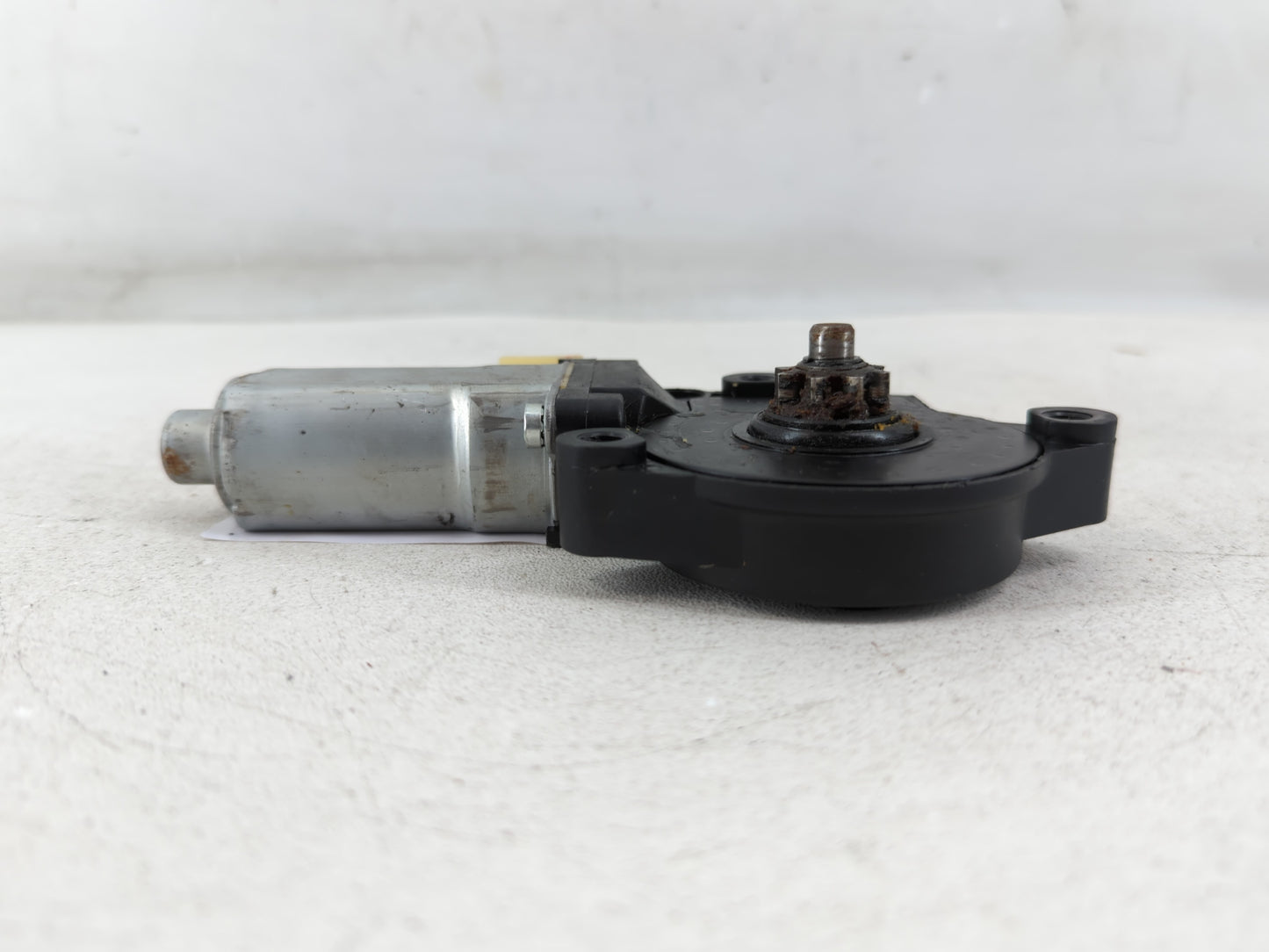 2004-2009 Kia Spectra Driver Front Left Power Window Motor - Oemusedautoparts1.com