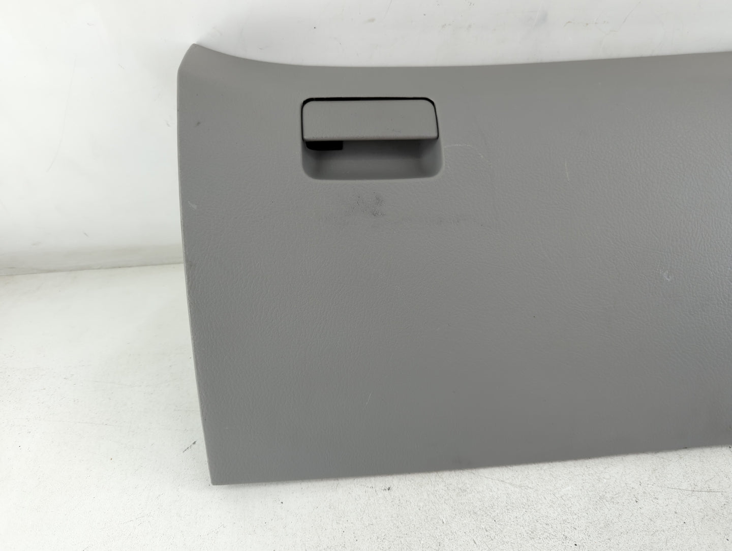 2007 Kia Spectra Passenger Glove Box Door Storage Compartment 887662 - Oemusedautoparts1.com