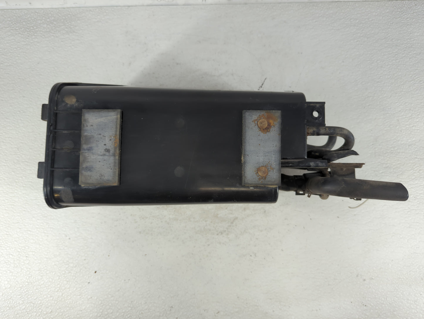 2007 Kia Sportage Fuel Vapor Charcoal Canister - Oemusedautoparts1.com