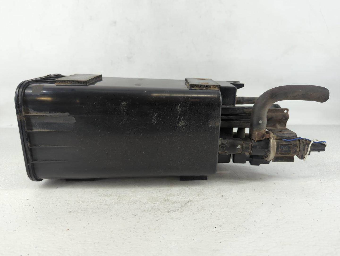 2007 Kia Sportage Fuel Vapor Charcoal Canister - Oemusedautoparts1.com