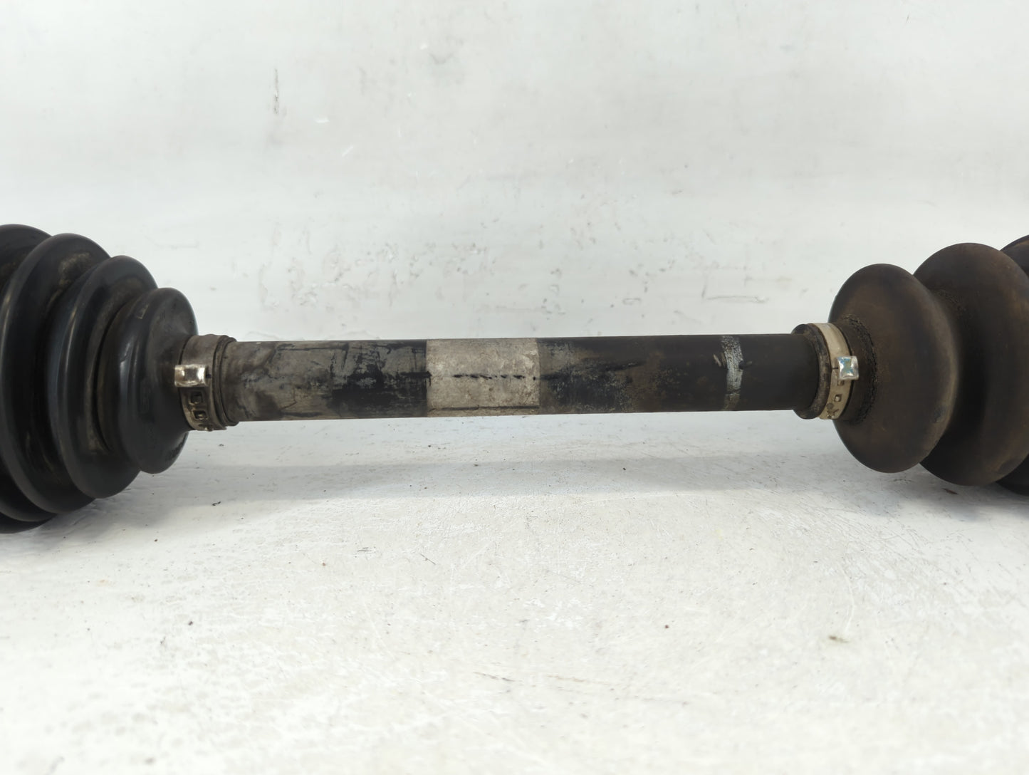 2005-2010 Kia Sportage Axle Shaft Front Driver Cv C/v - Oemusedautoparts1.com