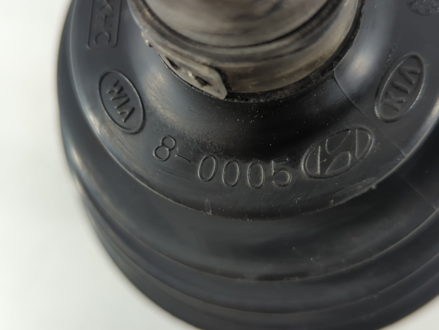 2005-2010 Kia Sportage Axle Shaft Front Driver Cv C/v - Oemusedautoparts1.com