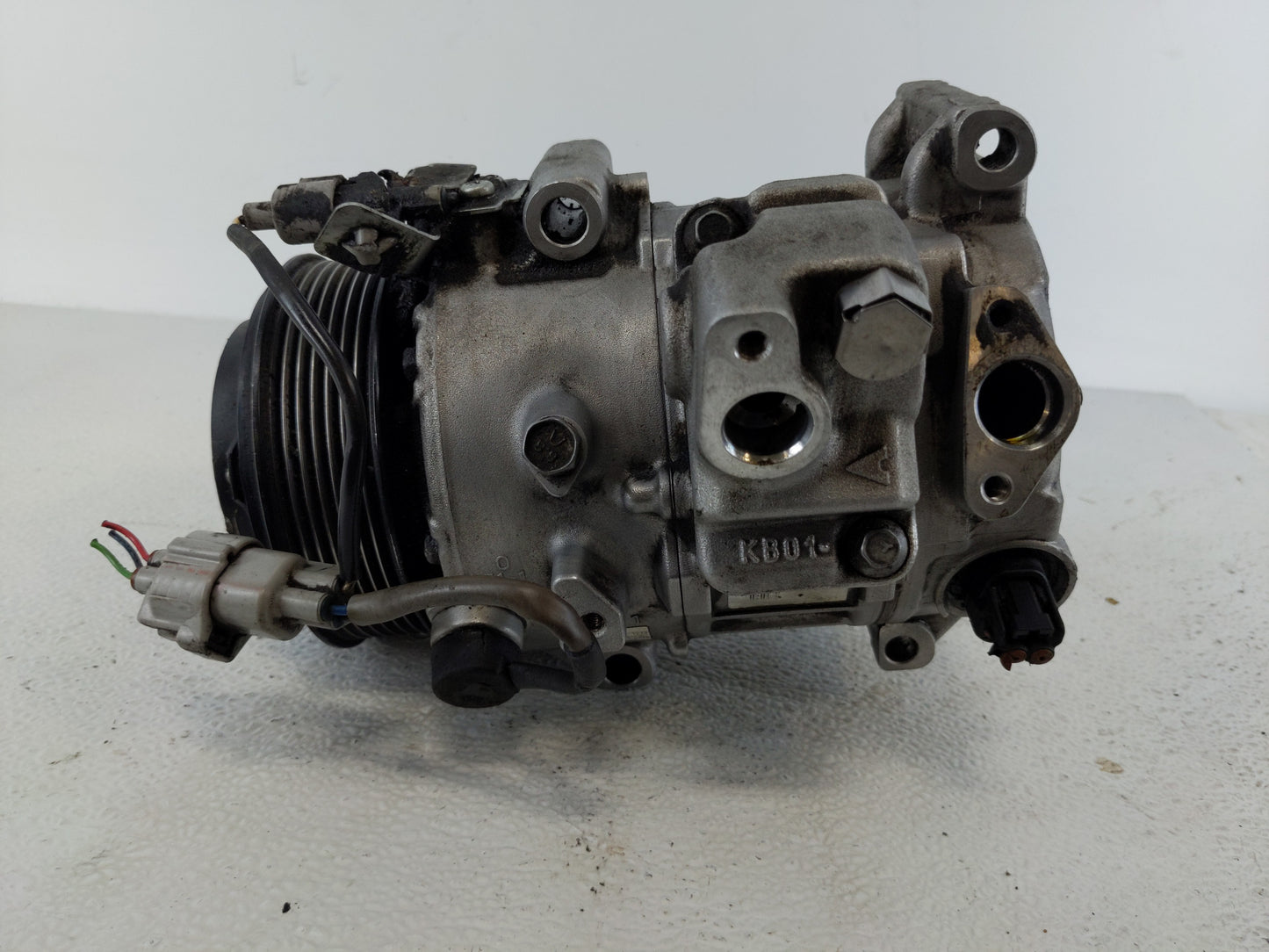 2007-2012 Lexus Es350 Air Conditioning A/c Ac Compressor Oem - Oemusedautoparts1.com