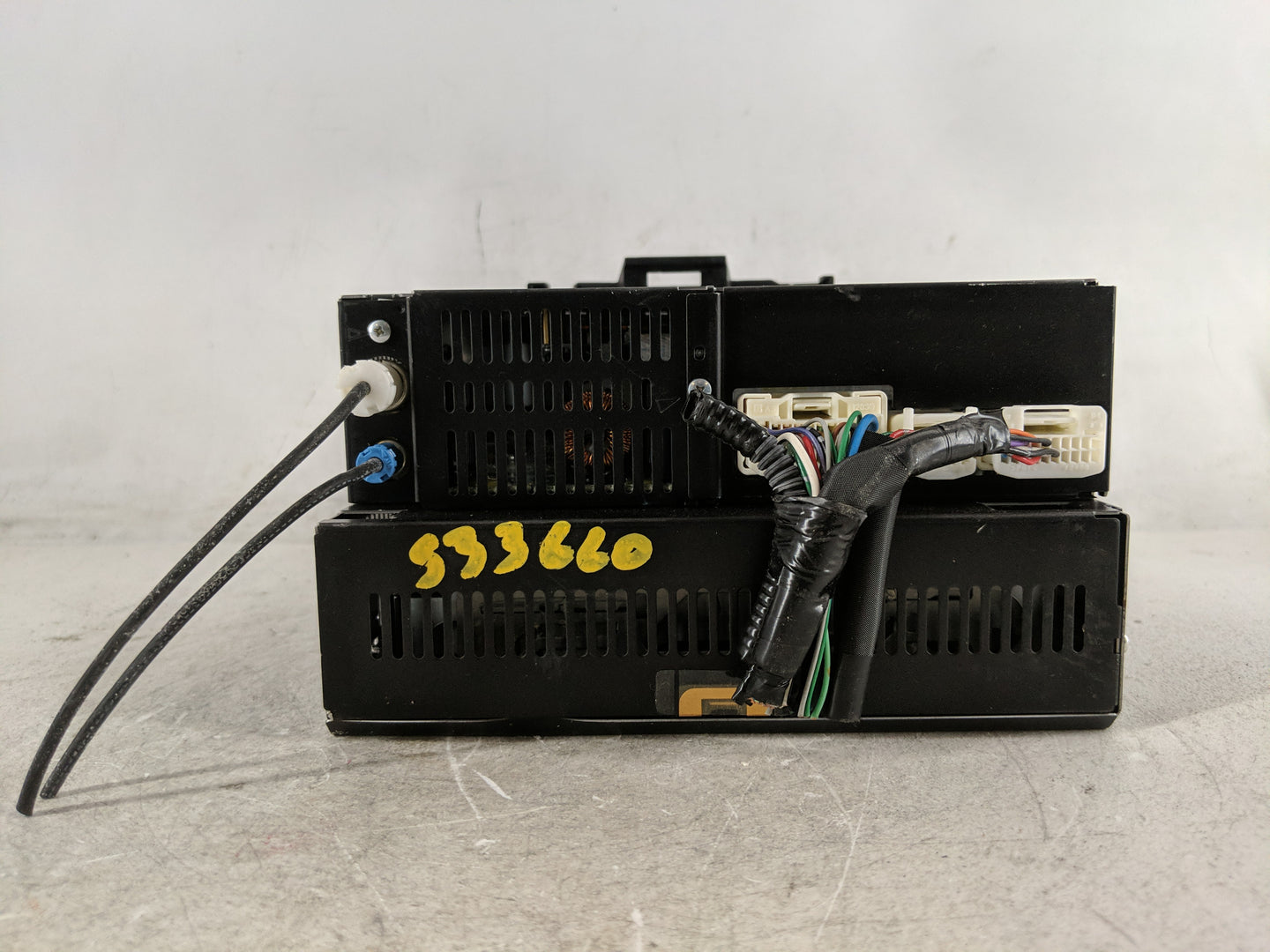 2007-2009 Lexus Es350 Radio AM FM Cd Player Receiver Replacement P/N:86120-33730 Fits Fits 2007 2008 2009 OEM Used Auto Part