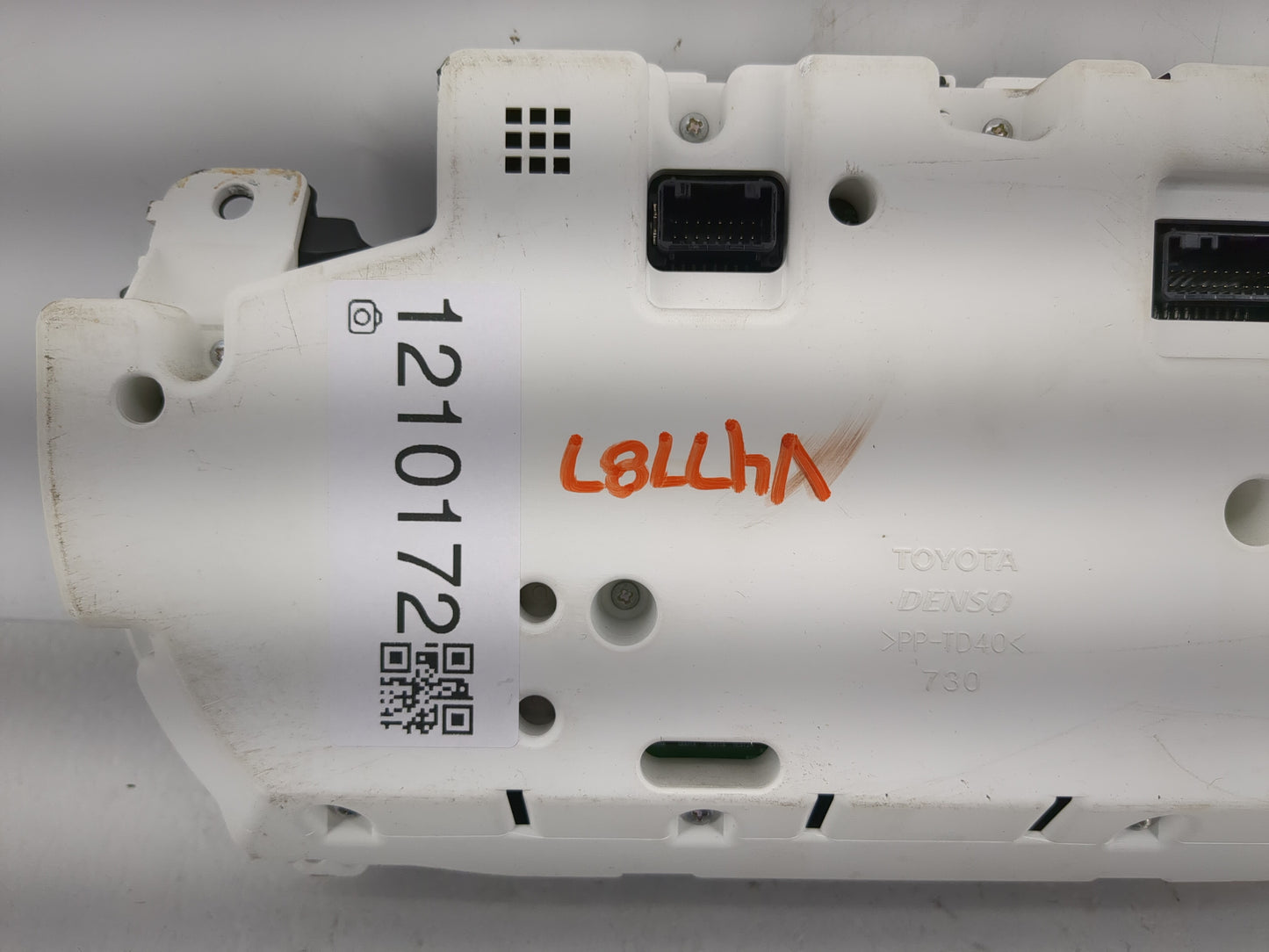 2007-2008 Lexus Es350 Instrument Cluster Speedometer Gauges P/N:83800-33B70 Fits Fits 2007 2008 OEM Used Auto Parts - Oemuse