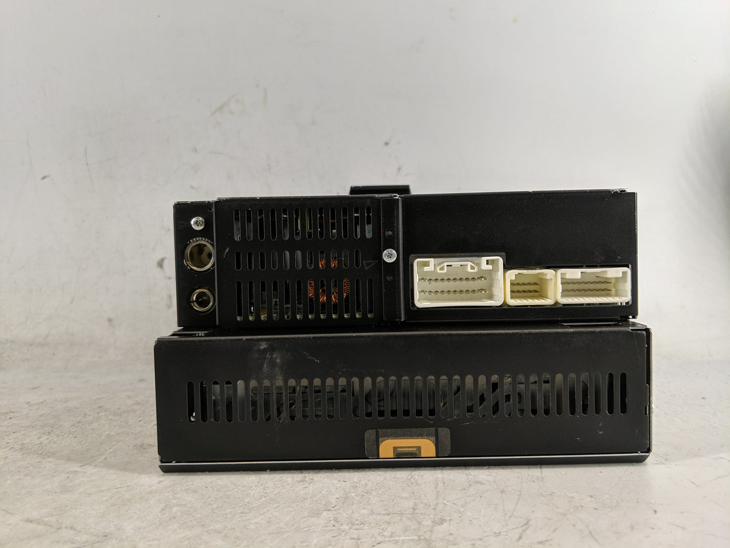 2007-2009 Lexus Es350 Radio AM FM Cd Player Receiver Replacement P/N:86120-33730 Fits Fits 2007 2008 2009 OEM Used Auto Part