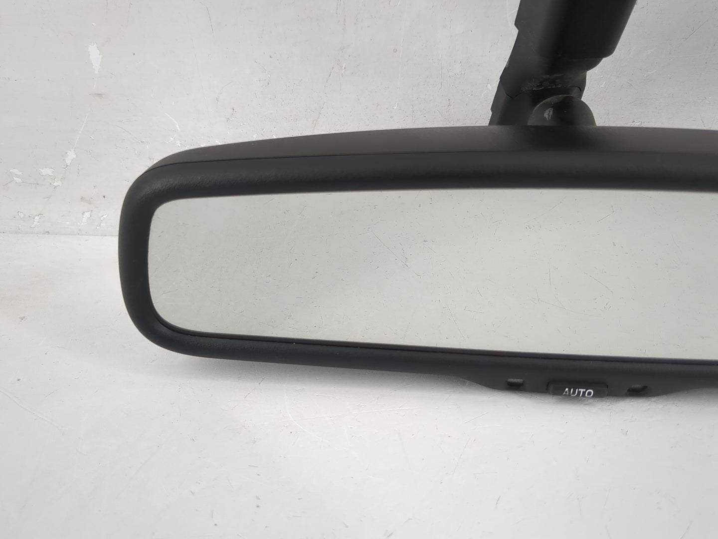 2007 Lexus Es350 Interior Rear View Mirror Replacement OEM P/N:E11015399 Fits OEM Used Auto Parts - Oemusedautoparts1.com
