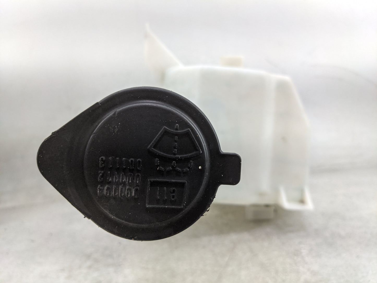 2007-2012 Lexus Es350 Windshield Washer Fluid Reservoir Bottle Oem 1477235 - Oemusedautoparts1.com
