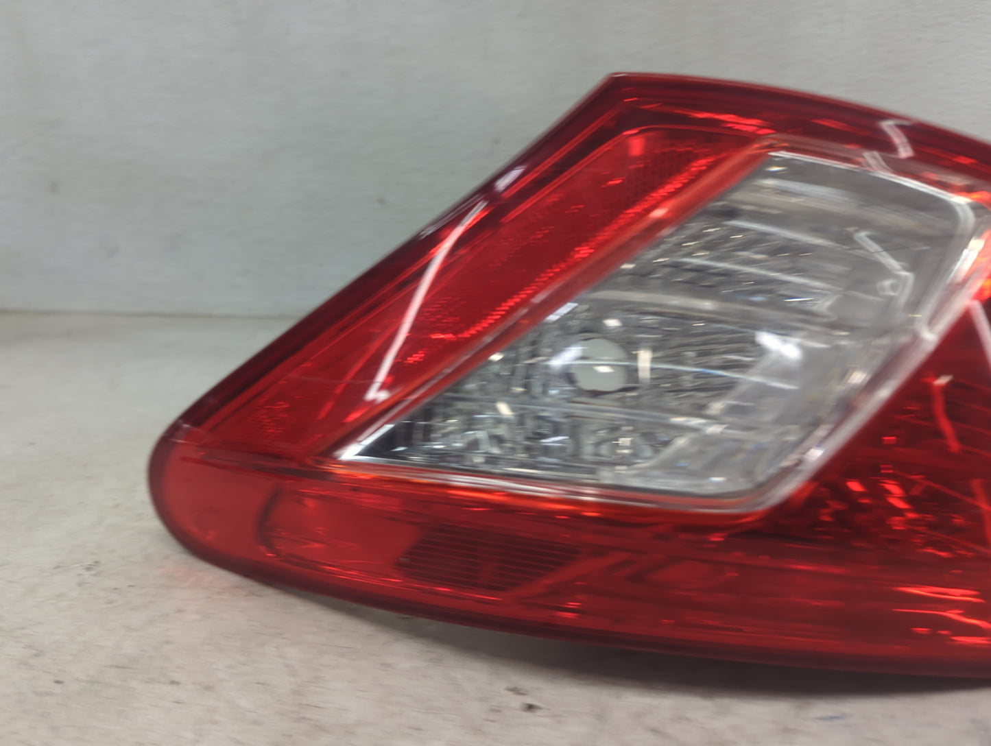 2007-2009 Lexus Es350 Tail Light Assembly Passenger Right OEM P/N:81591-33130 Fits Fits 2007 2008 2009 OEM Used Auto Parts -