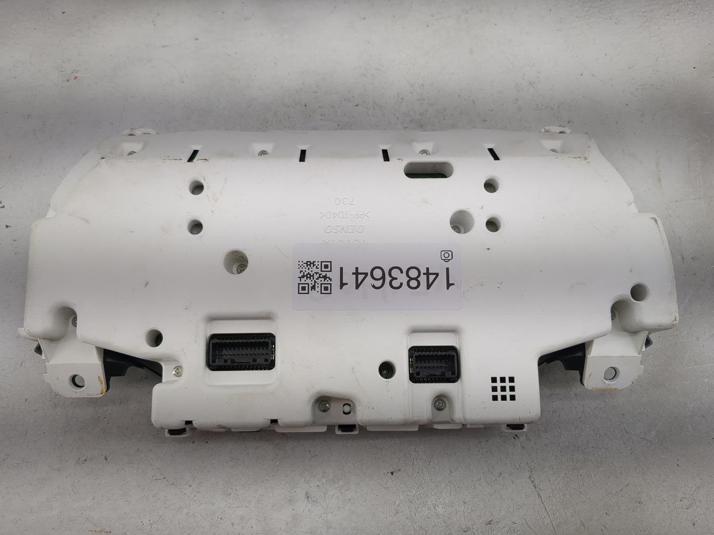 2007-2008 Lexus Es350 Instrument Cluster Speedometer Gauges P/N:83800-33B70 257430-3451 Miles: Fits Fits 2007 2008 OEM Used 